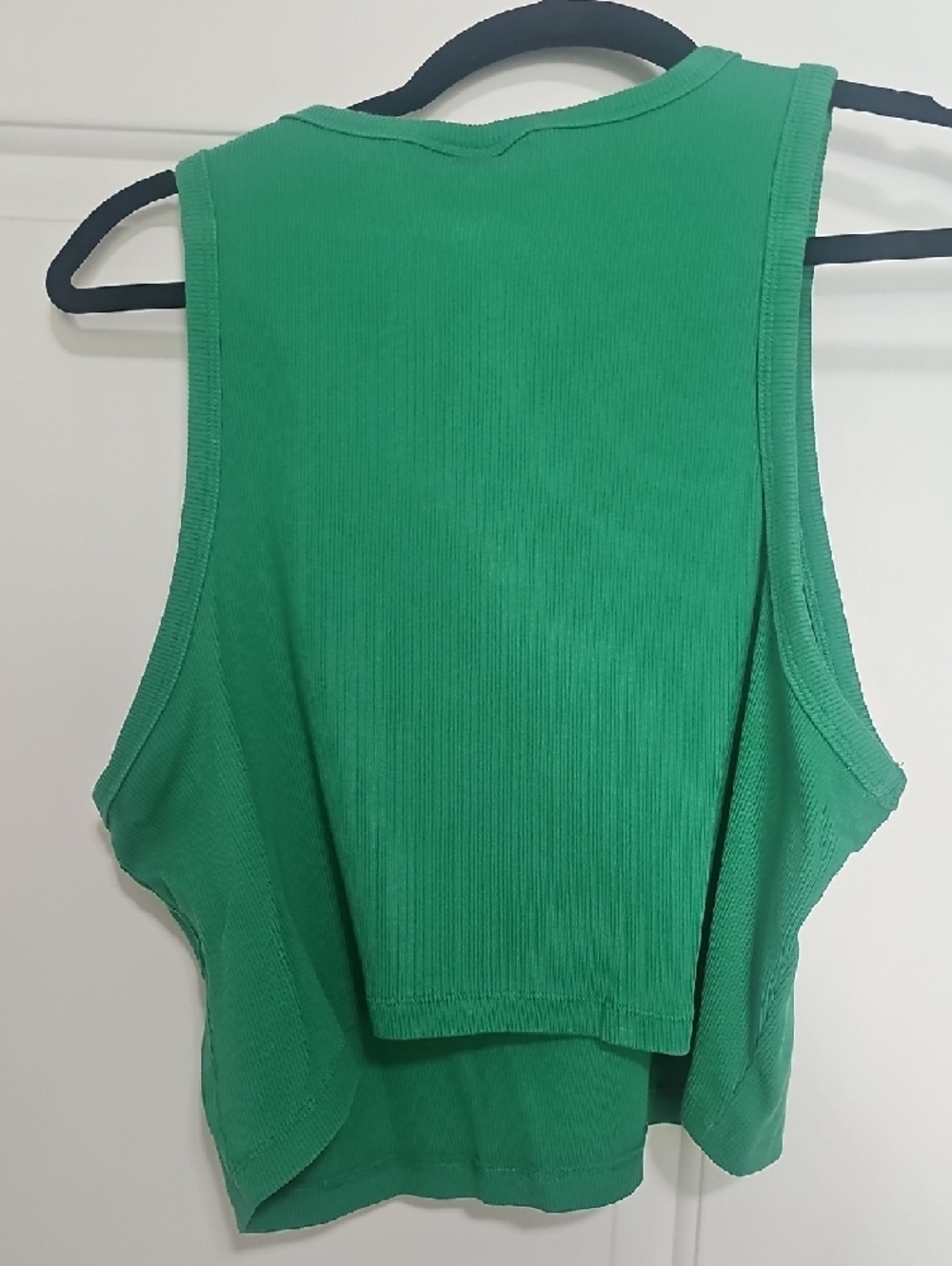 H&M Green Ribbed Cropped Tank Top - Picture 2 of 2